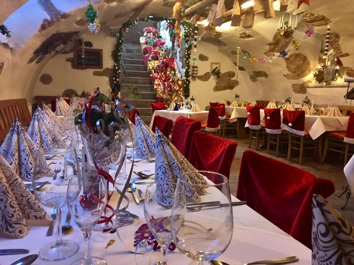 Landgasthaus "Zum Engel" Neuleiningen ภายนอก รูปภาพ