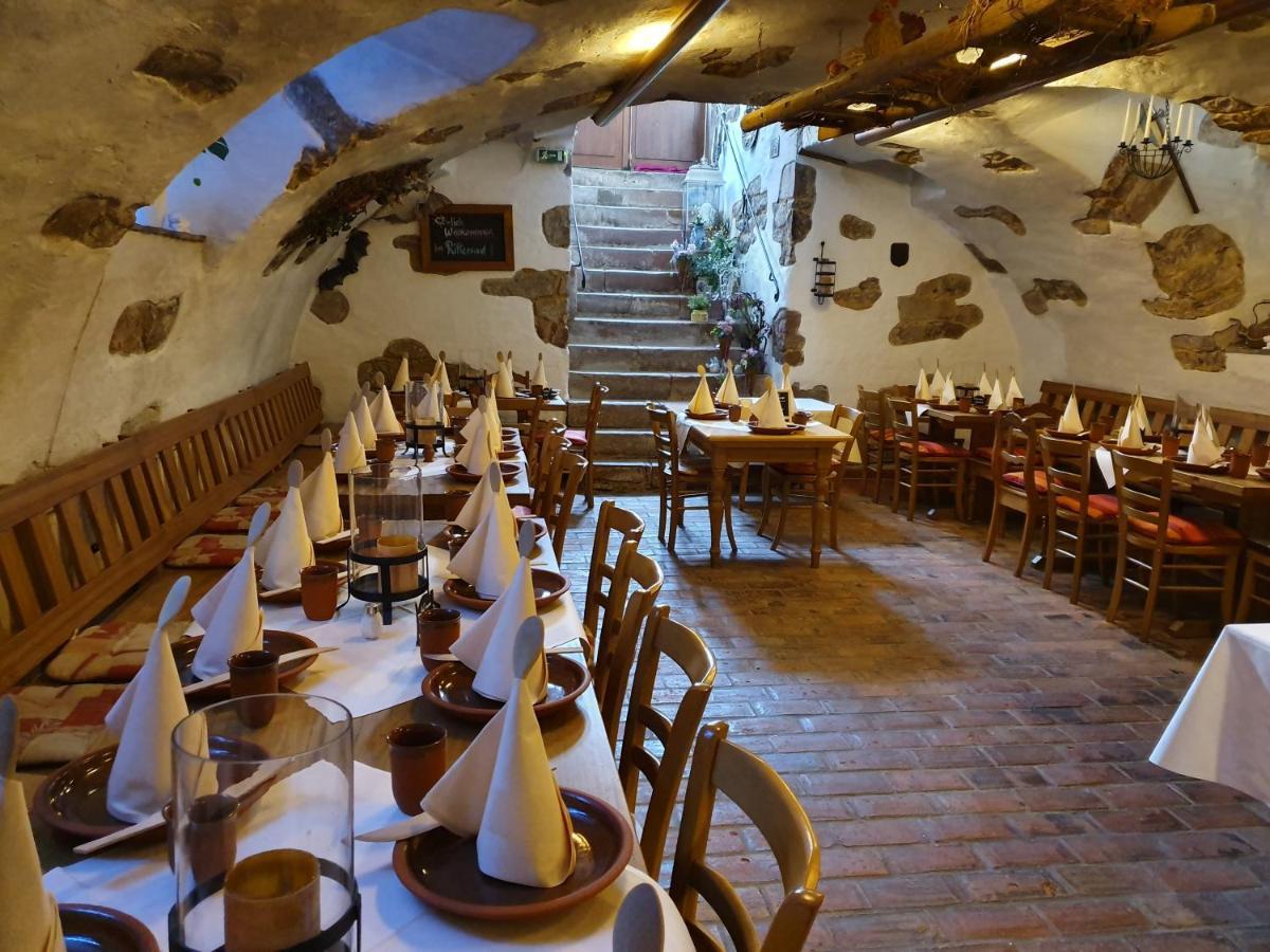 Landgasthaus "Zum Engel" Neuleiningen ภายนอก รูปภาพ