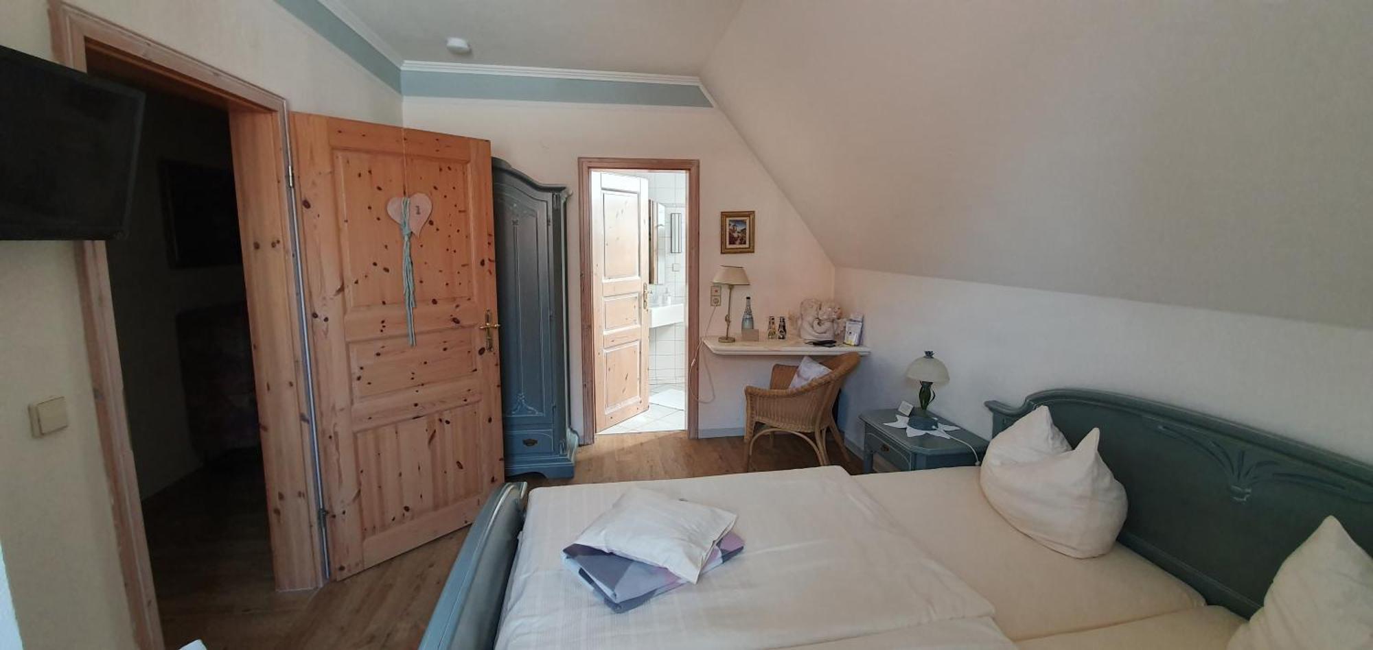 Landgasthaus "Zum Engel" Neuleiningen ห้อง รูปภาพ